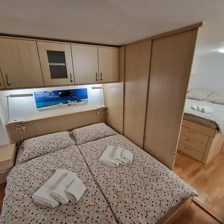 Octopus Apartment Piran Exterior photo